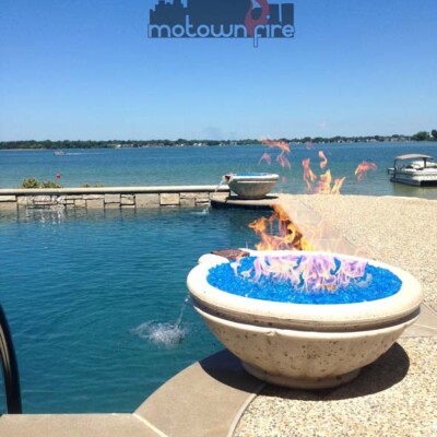 beautiful poolside fire pits with fountains